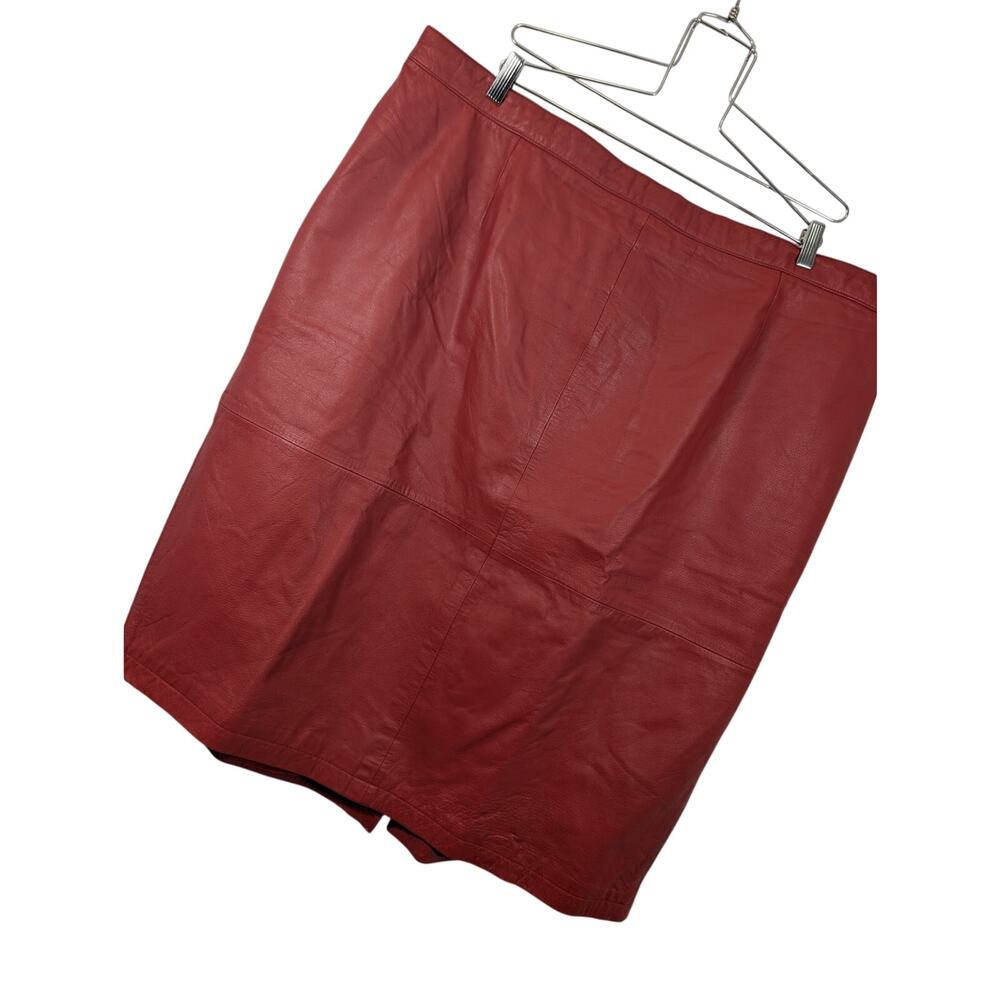 CBO NEW YORK! RICHEST RED GENUINE LEATHER STRAIGHT PENCIL STYLE SKIRT! SZ 32